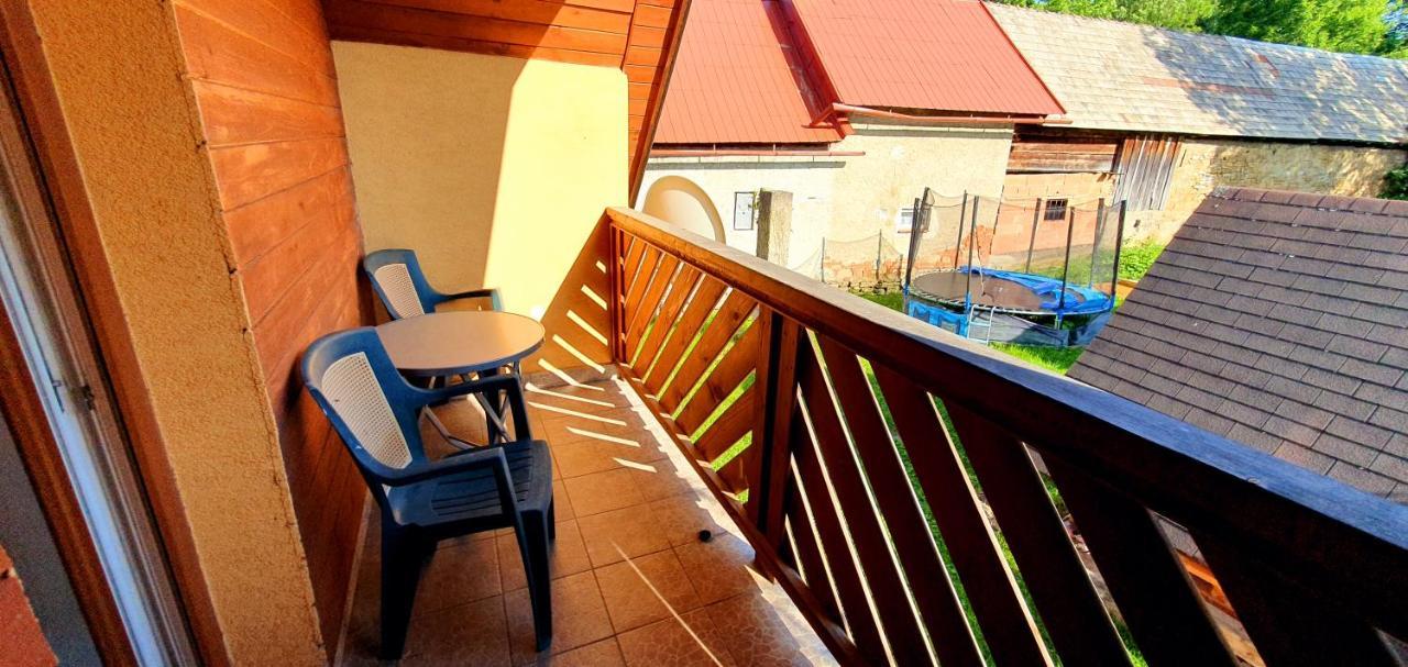 Vilka Cibulka A Chata Cesnacik Ižipovce Zewnętrze zdjęcie